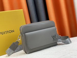 Unisex Wearable Wallet Bags:  Louis Vuitton Designer Crossbody