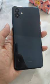 Samsung Galaxy A04 64 GB (used)